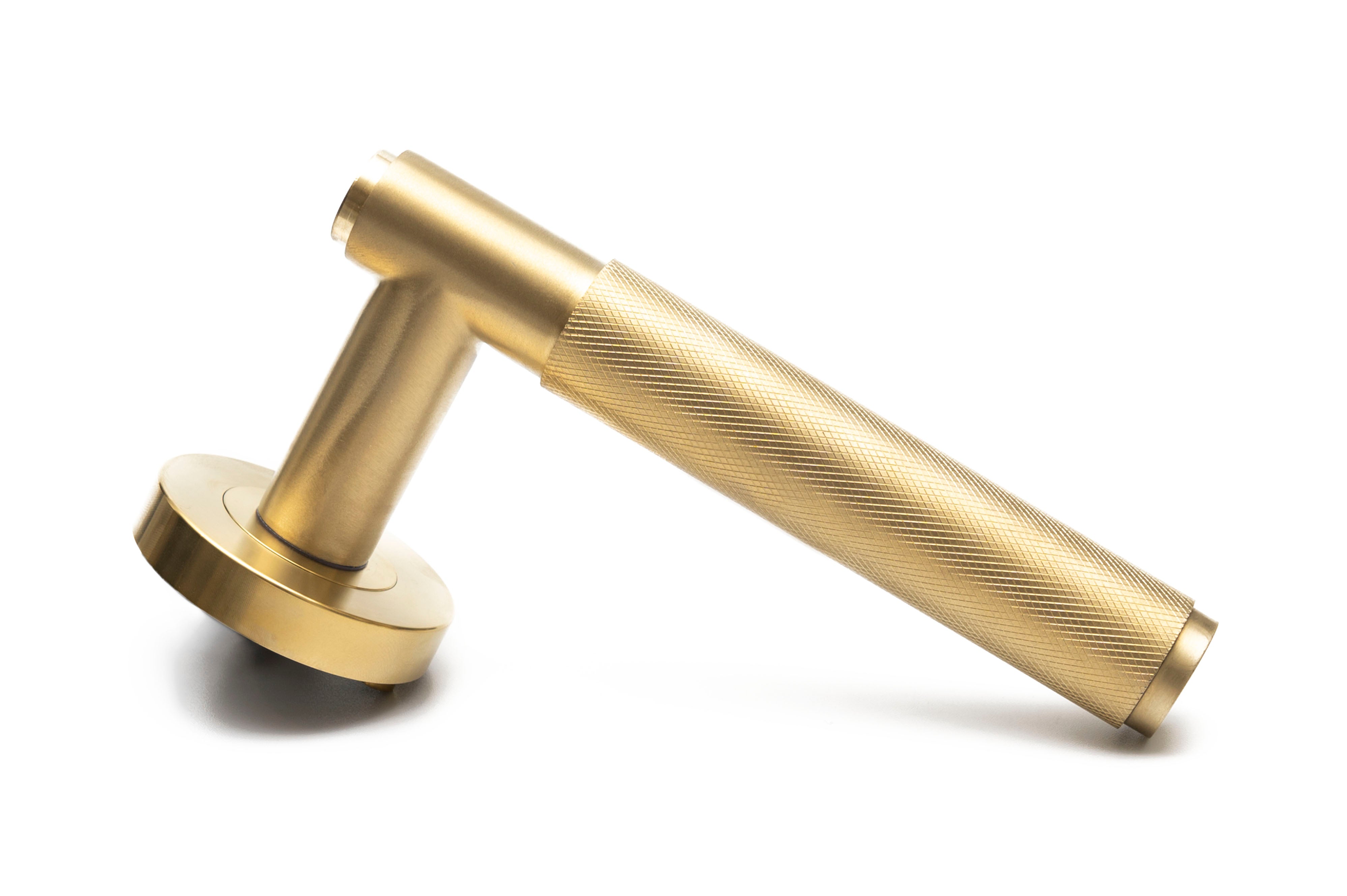 Dörrhandtag Skurup Guld - Knokkbeslag