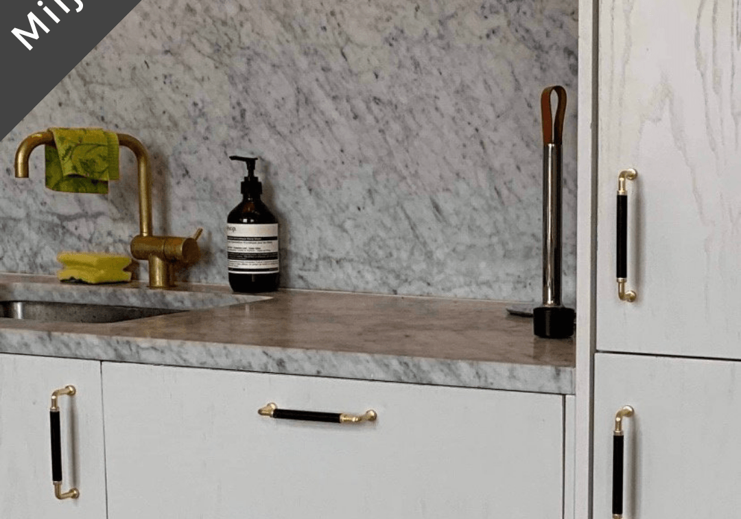 Handtag Svanshall - Matt Guld - Knokkbeslag